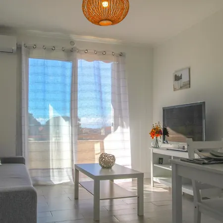 Le Republique By Apirent #balcon #climatisation #parking Cannes