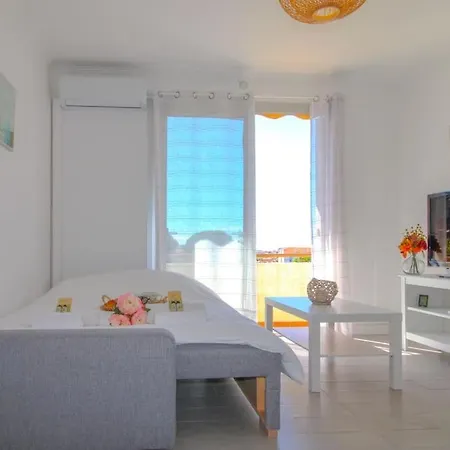 Le Republique By Apirent #balcon #climatisation #parking *
