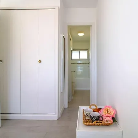 Le Republique By Apirent #balcon #climatisation #parking Apartment