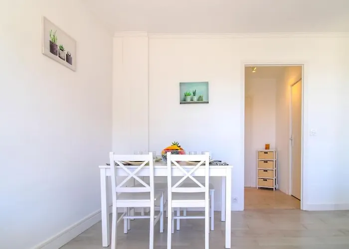 Le Republique By Apirent #balcon #climatisation #parking Lägenhet