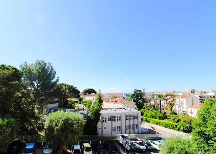 Le Republique By Apirent #balcon #climatisation #parking *
