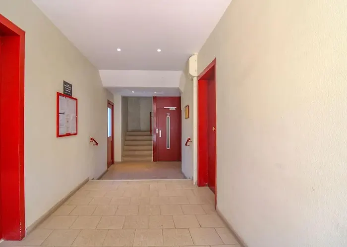 Lägenhet Le Republique By Apirent #balcon #climatisation #parking Cannes
